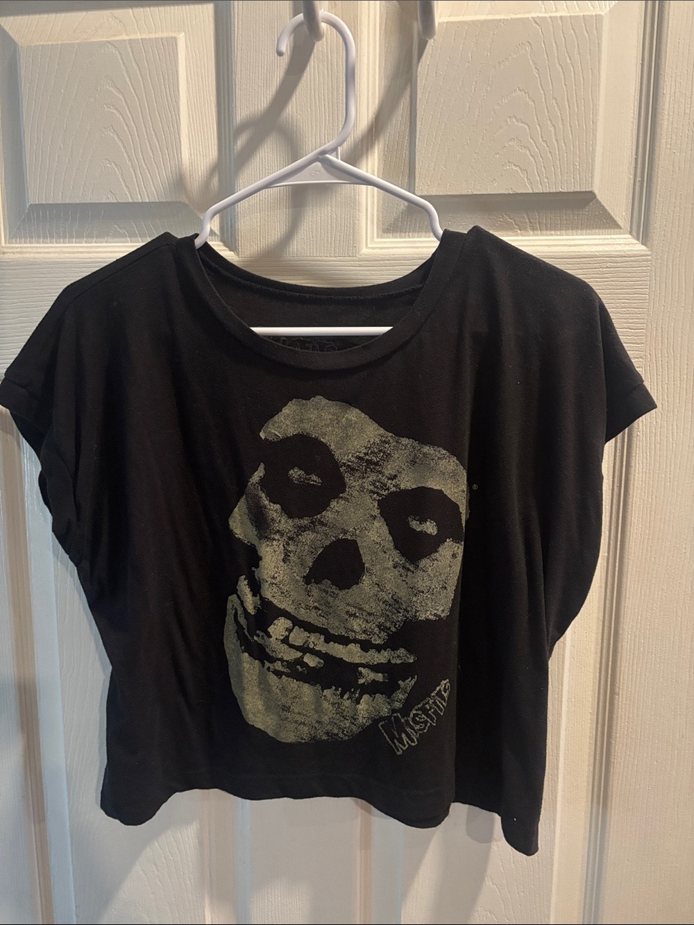 Misfits Skull Graphic Crop Tee - Black & Off-White MEDIUM